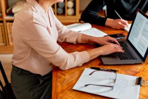 Sitting Up Straight Is Now Easier Than Ever: The Benefits of Improved Posture